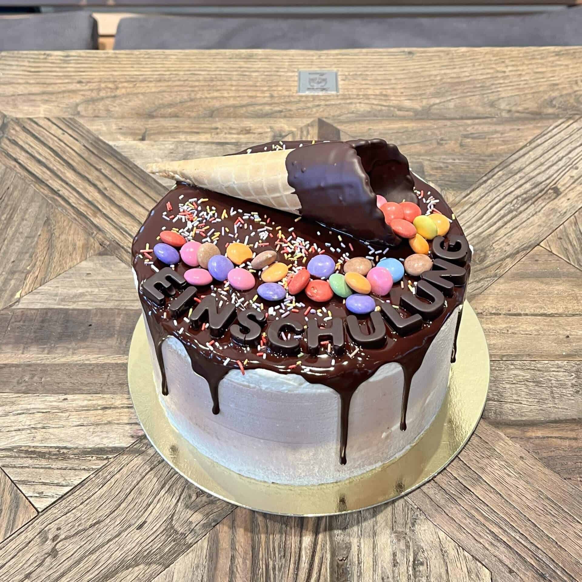 Drip Cake zur Einschulung – Bild 2