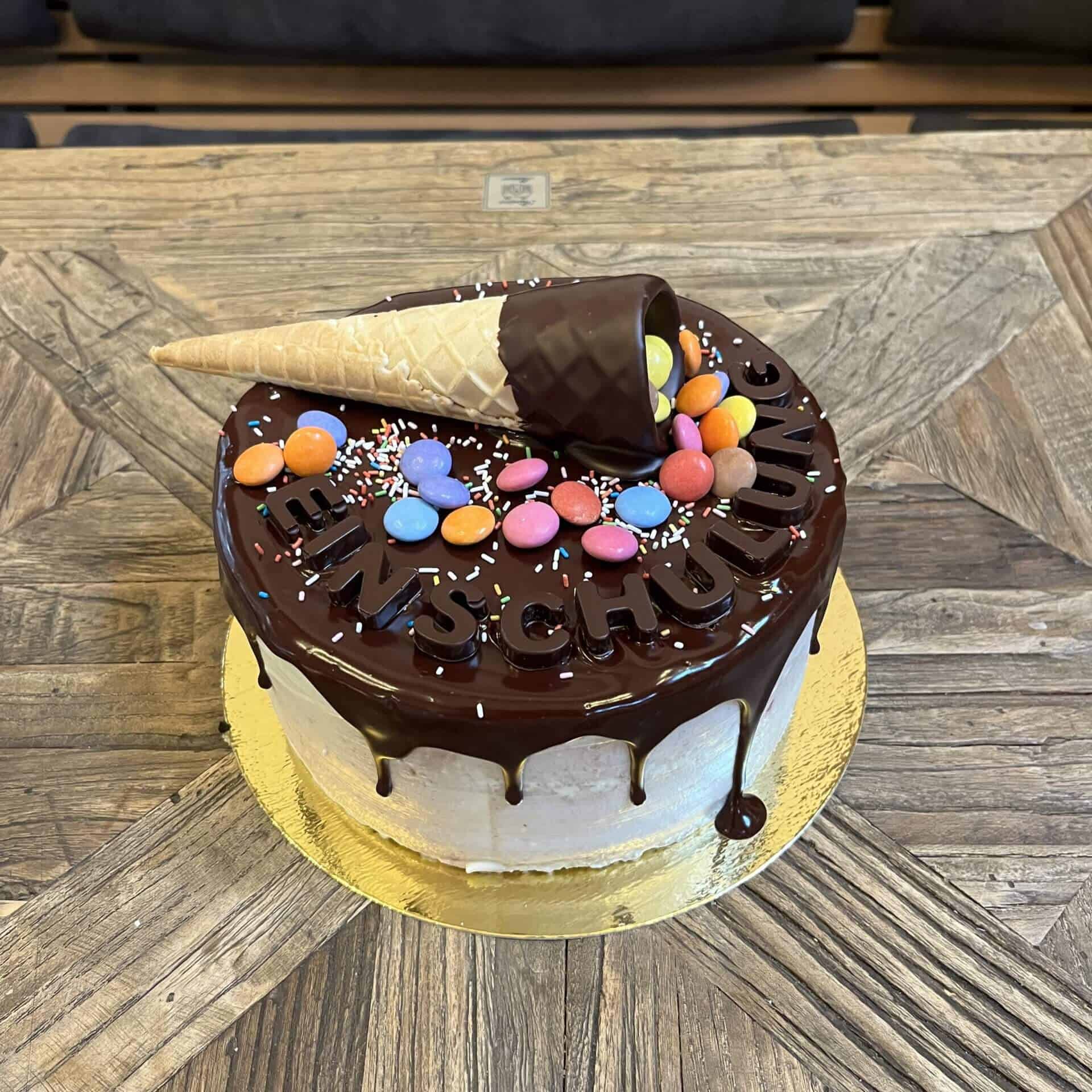 Drip Cake zur Einschulung – Bild 3
